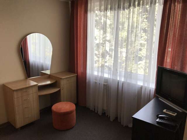 Отель Гостинично-Ресторанный Комплекс Николаев Николаев-17